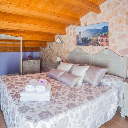 Apartamentos Rurales Millan La Mata de los Olmos Eksteriør bilde