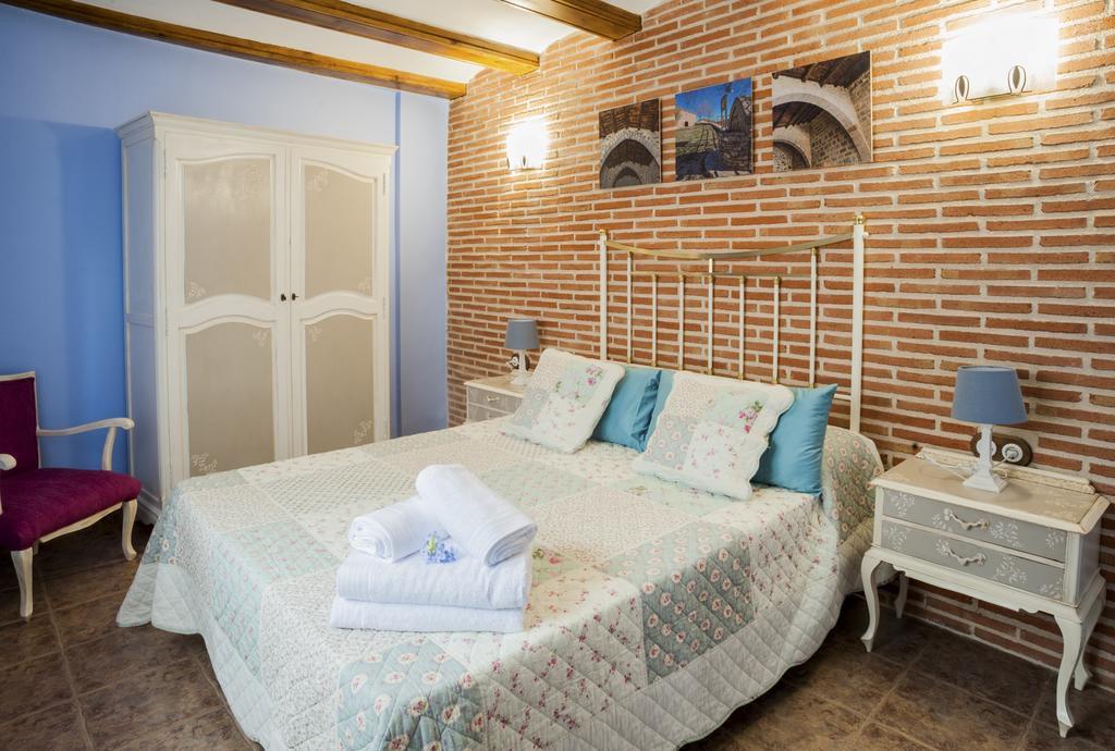 Apartamentos Rurales Millan La Mata de los Olmos Eksteriør bilde