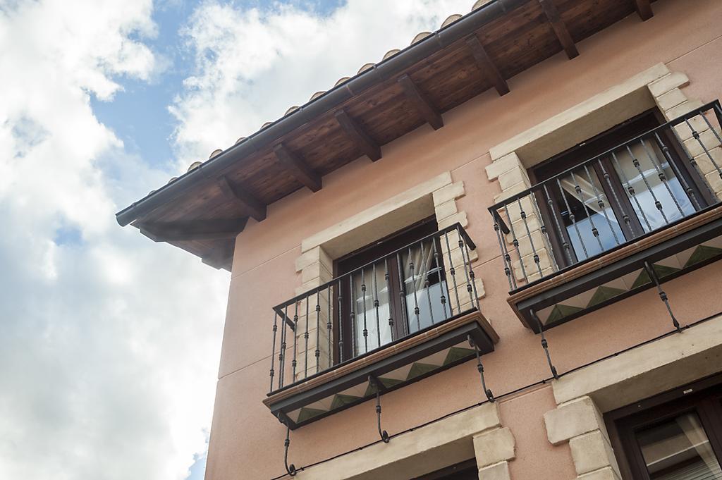Apartamentos Rurales Millan La Mata de los Olmos Eksteriør bilde